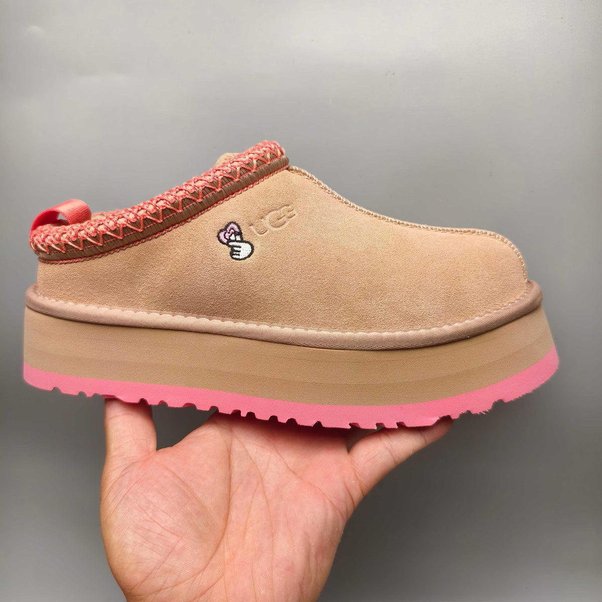 2553 / 2130 Pink Boho-Inspired Platform Casual Shoes