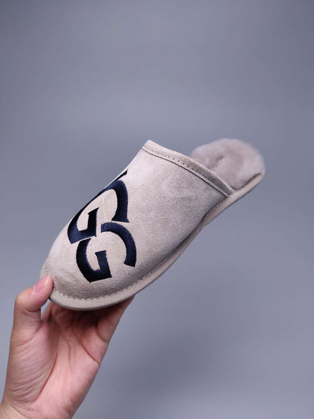 2593 Grey G-Letter Indoor Slippers