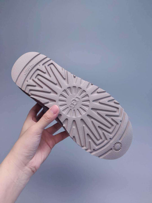 0888 Muted Pink Ankle Boots
