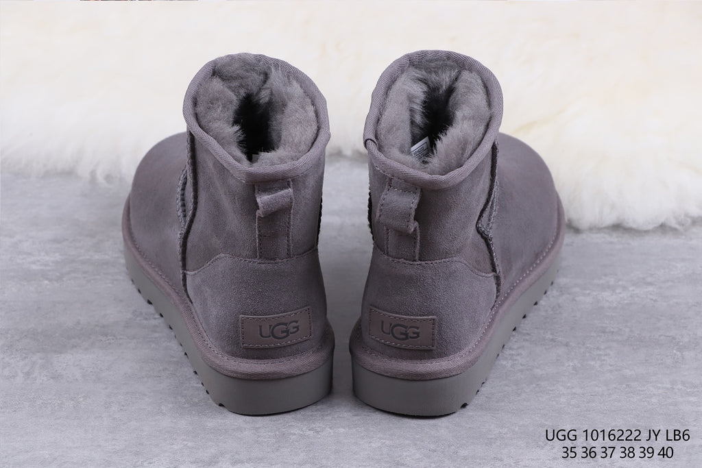 6222 Grey Classic Mini II Ankle Boots 2.0