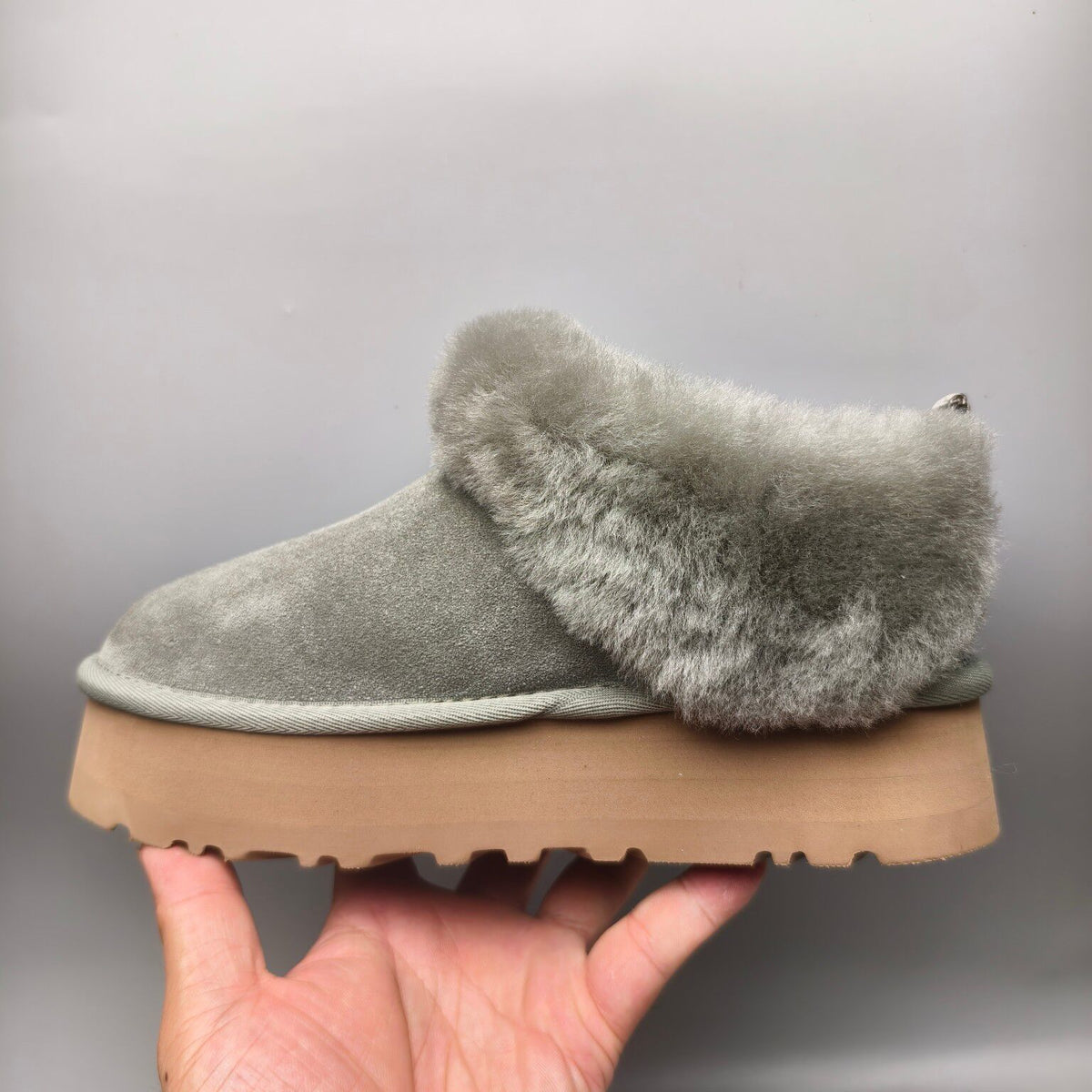 1393 Green Suede-Effect Platform Slip-On Shoes