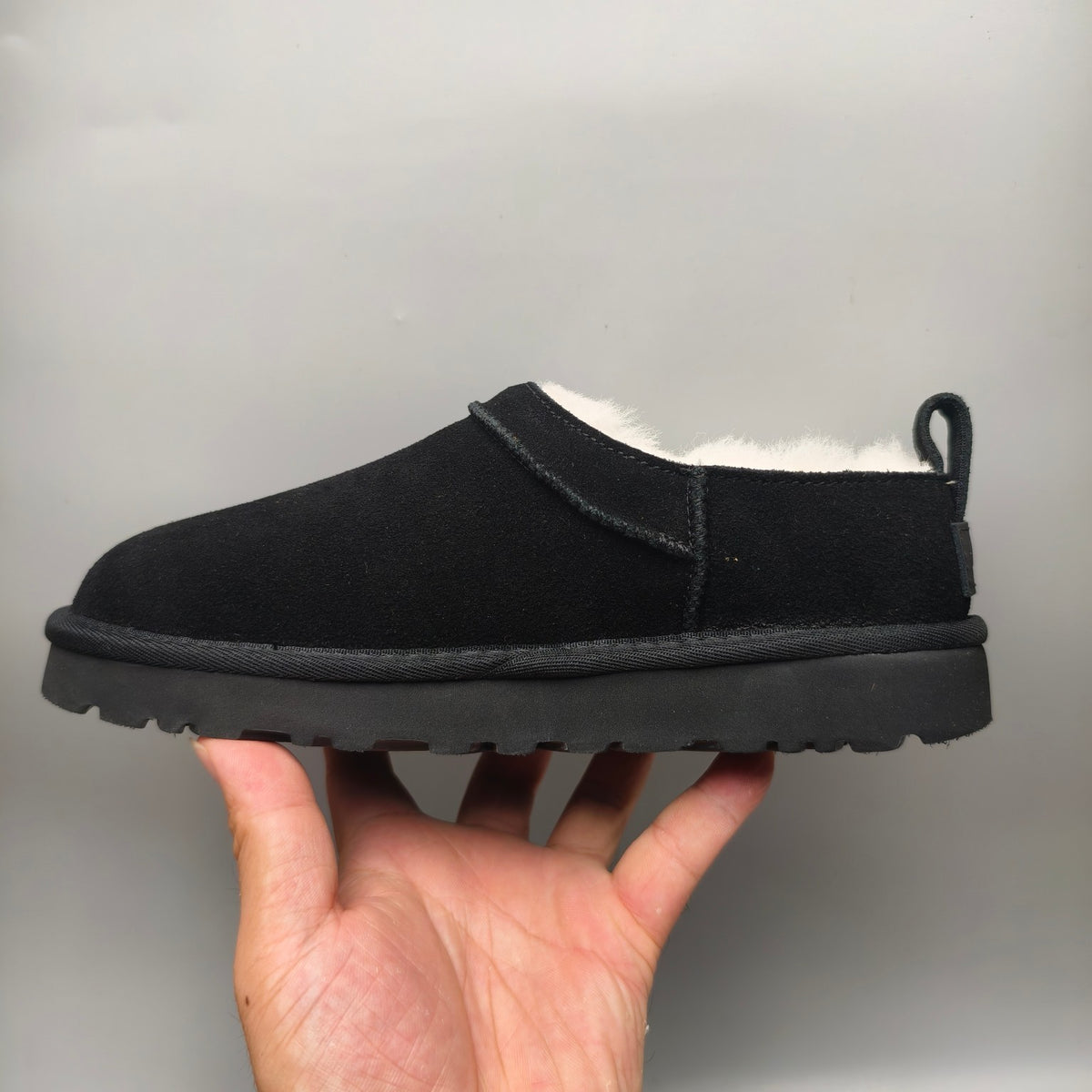 3891 Black Women's Classic Slip-On Shoes