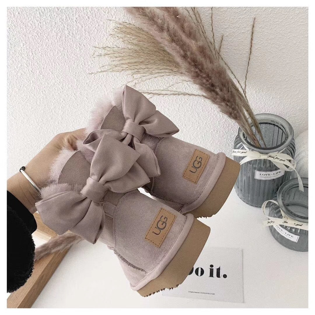 3130 Muted Pink Bow-Detail Ankle Boots
