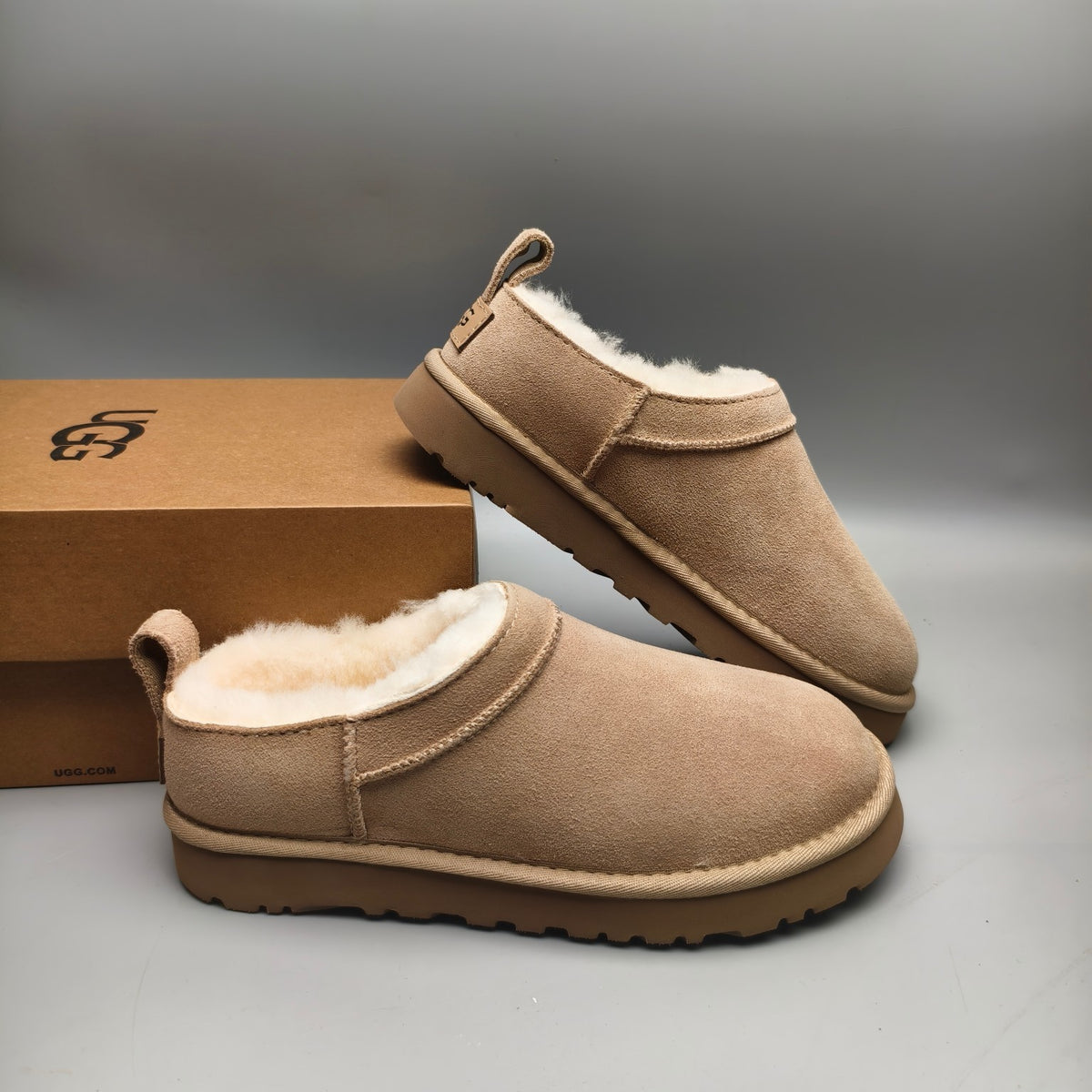 3891 Sand Women's Classic Slip-On Shoes
