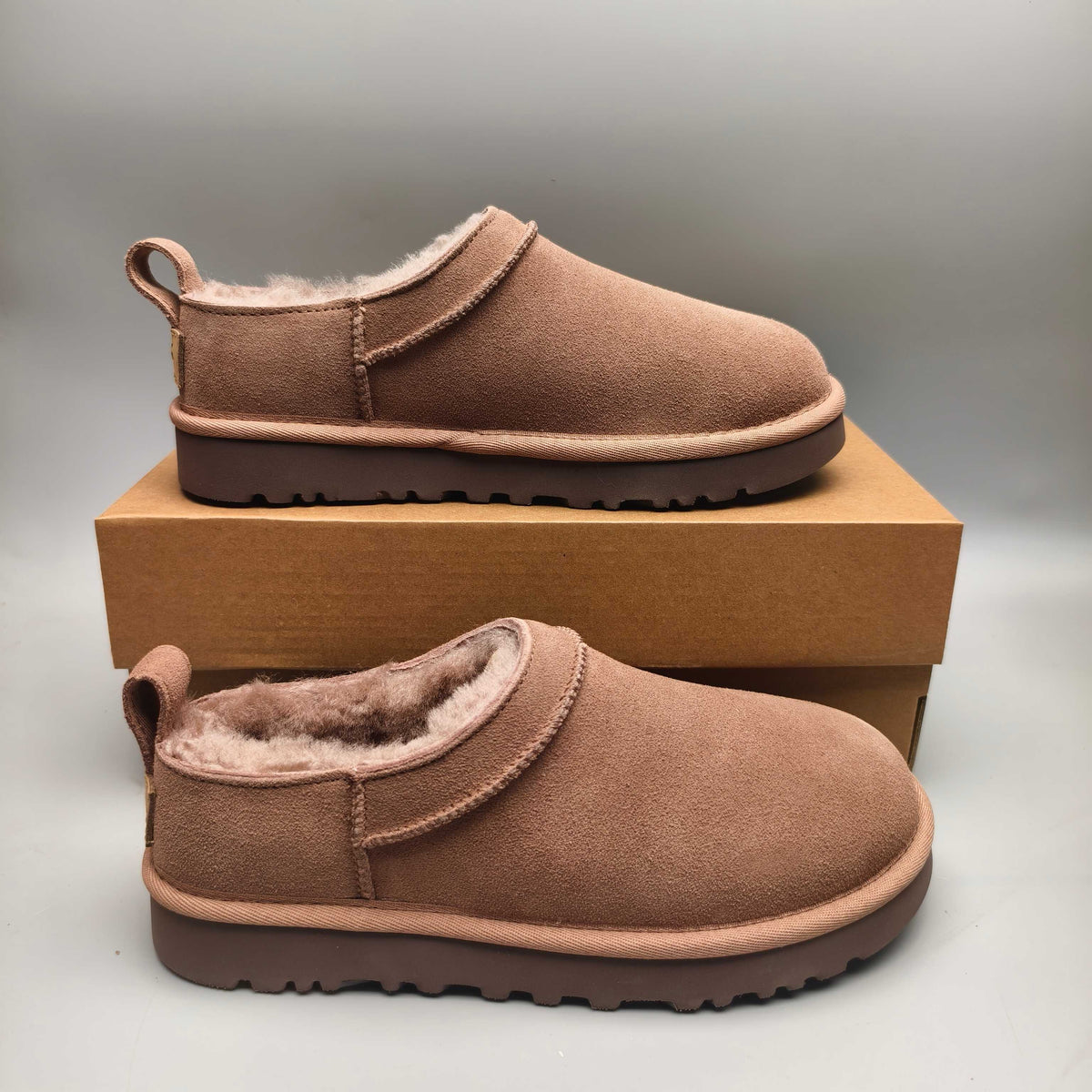 3891 Muted Pink Women's Classic Slip-On Shoes