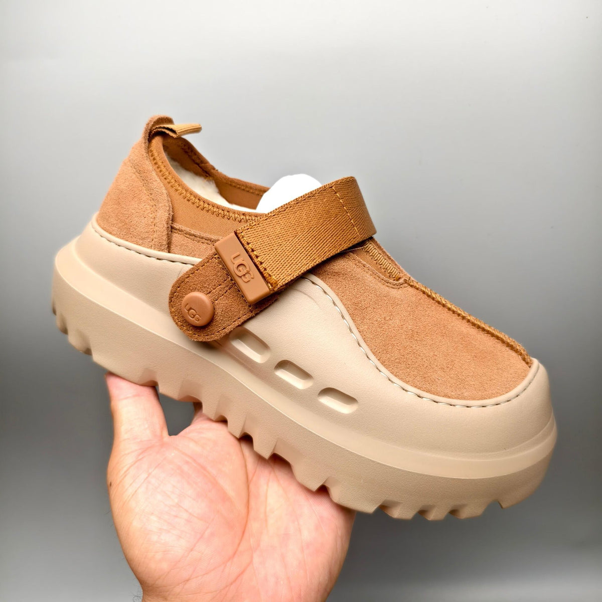 7550 Chestnut Unisex Slip-On Casual Shoes