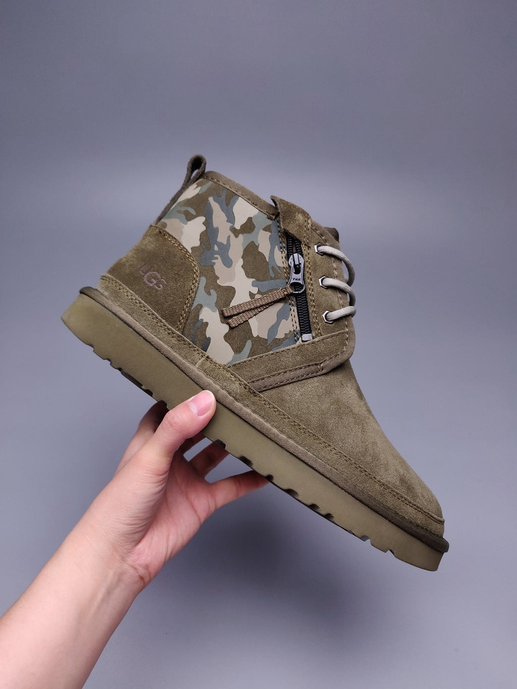 4193 Army Green Men's Color-Block Camouflage Shoes