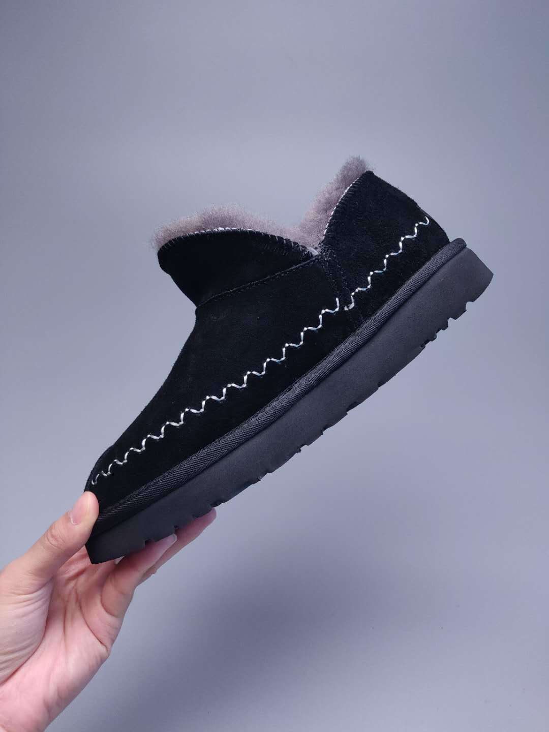 0888 Black Ankle Boots