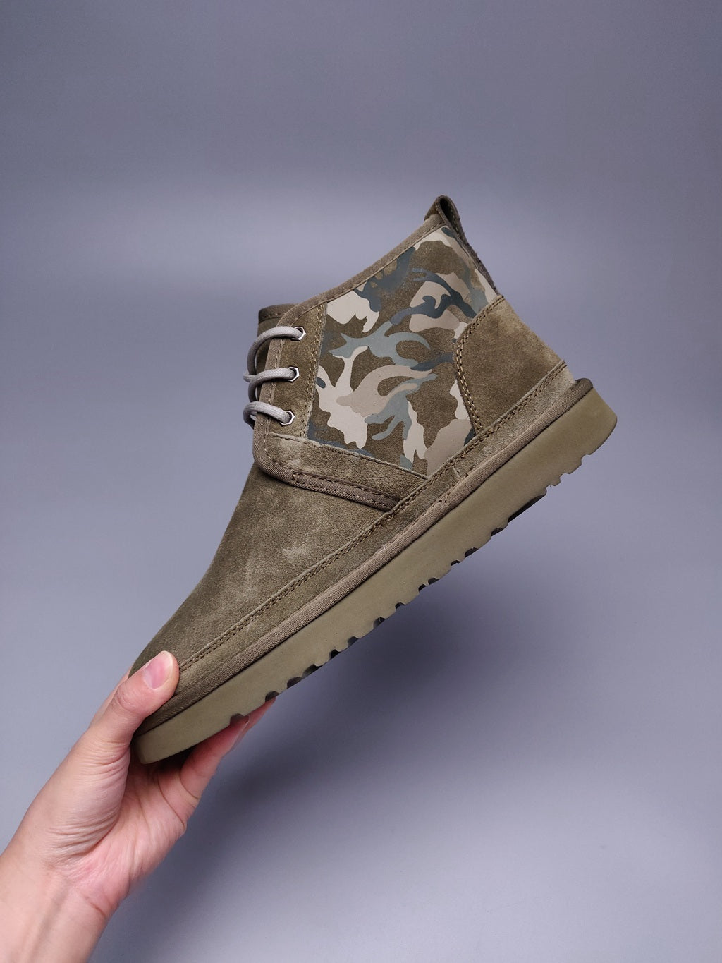 4193 Army Green Men's Color-Block Camouflage Shoes