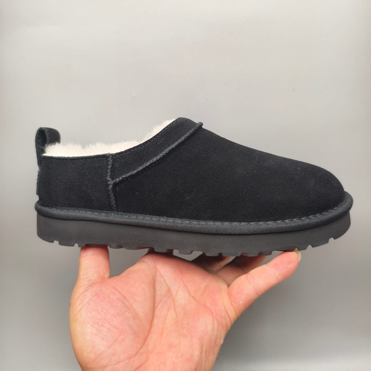 3891 Black Women's Classic Slip-On Shoes