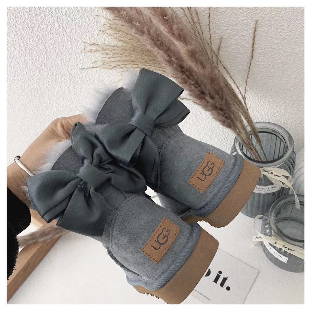 3130 Grey Bow-Detail Ankle Boots