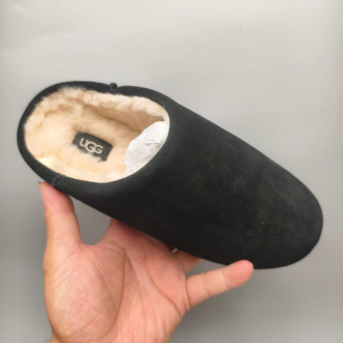 1390 Black Slip-On House Shoes