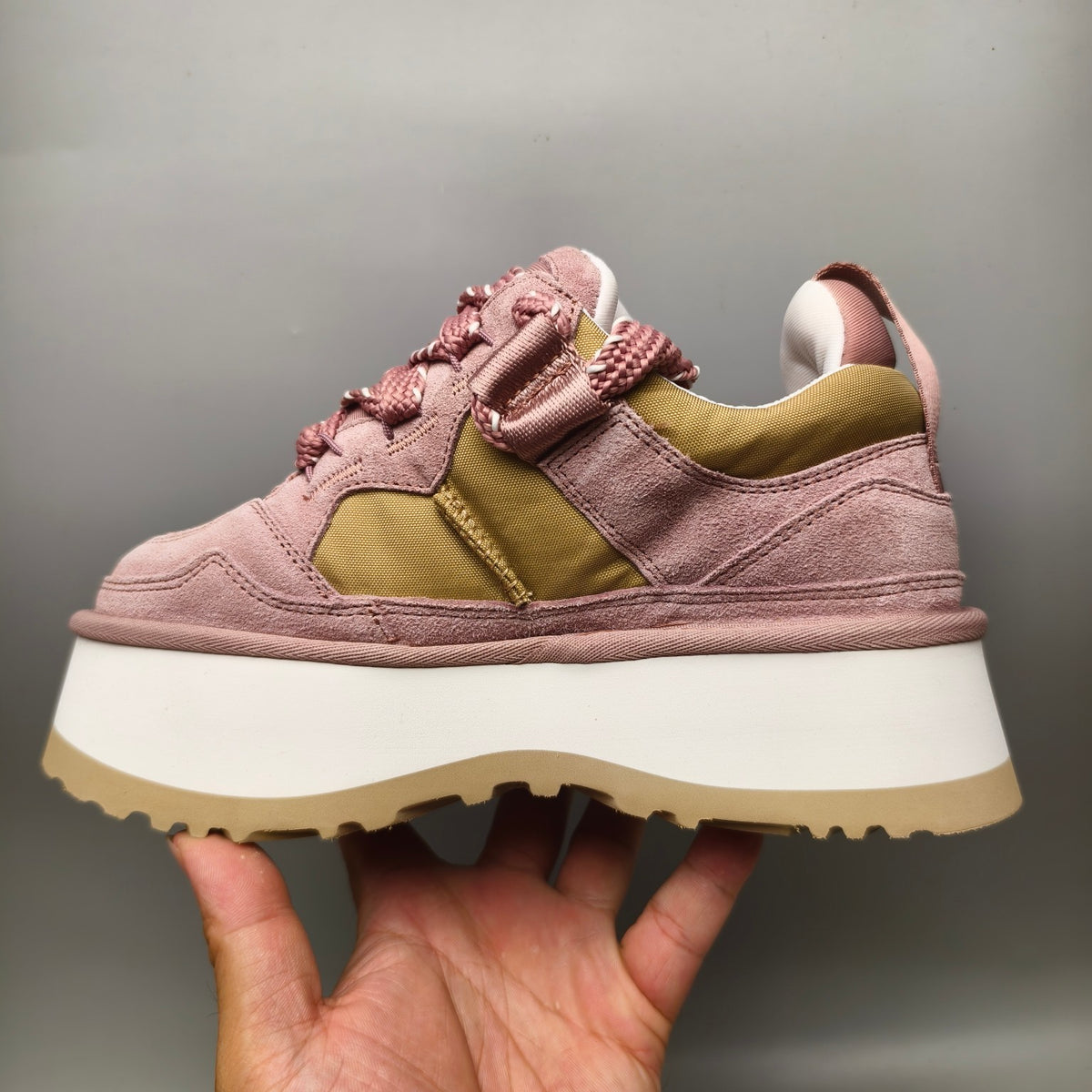 1541 Pink Chunky Platform Lace-Up Sneakers