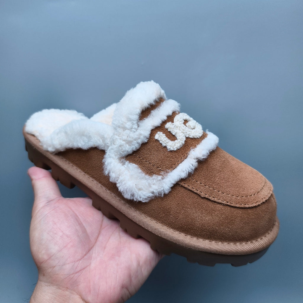 1206 Chestnut Curly Plush Logo Slippers
