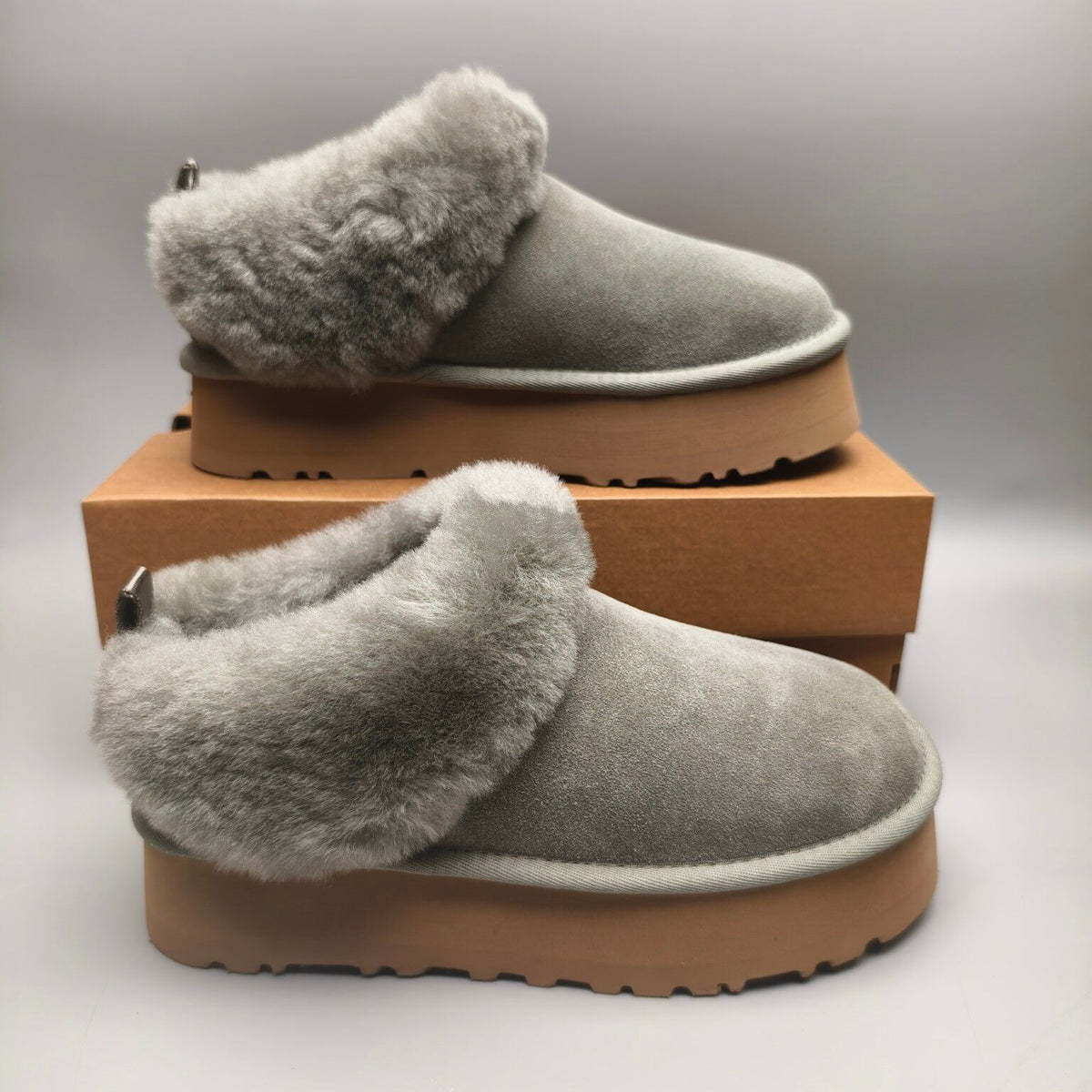 1393 Green Suede-Effect Platform Slip-On Shoes