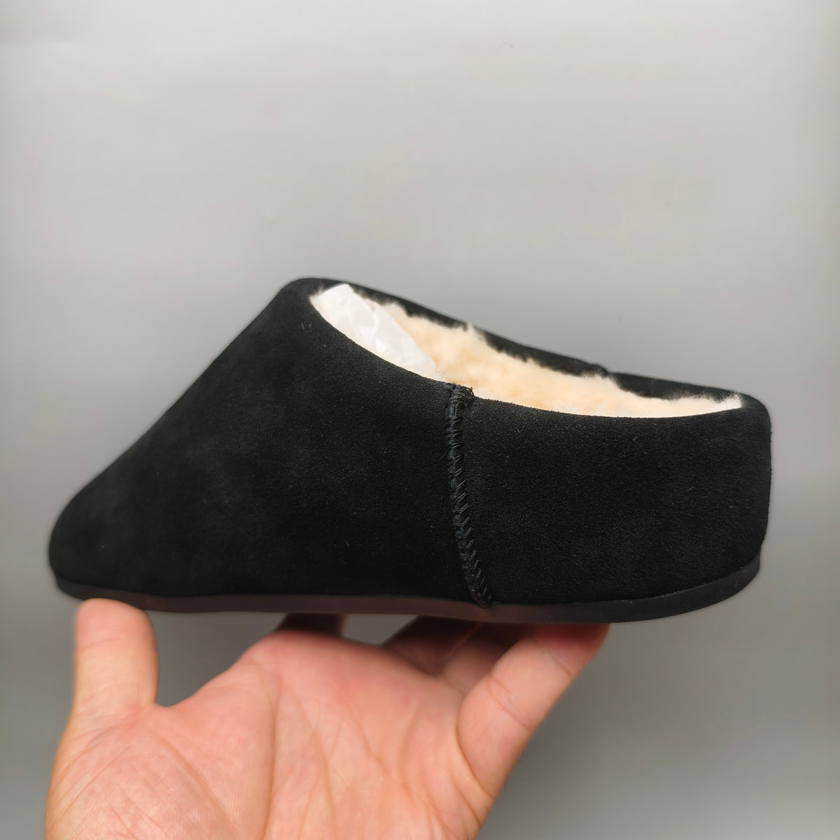 1390 Black Slip-On House Shoes