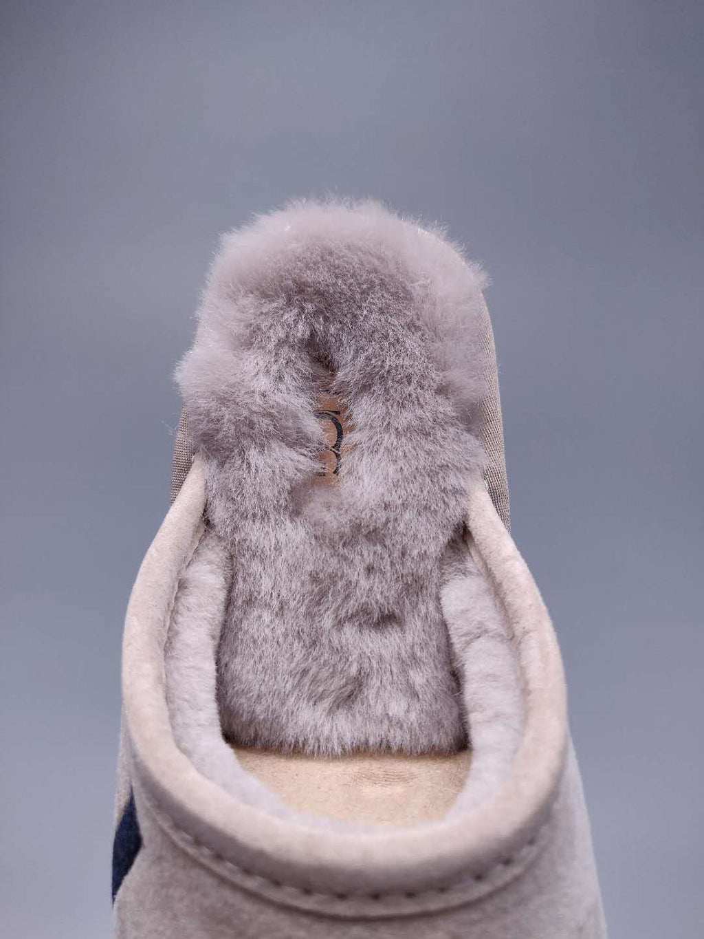 2593 Grey G-Letter Indoor Slippers