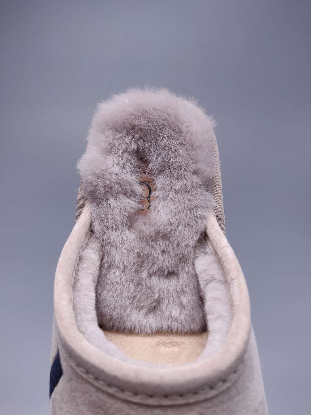 2593 Grey G-Letter Indoor Slippers