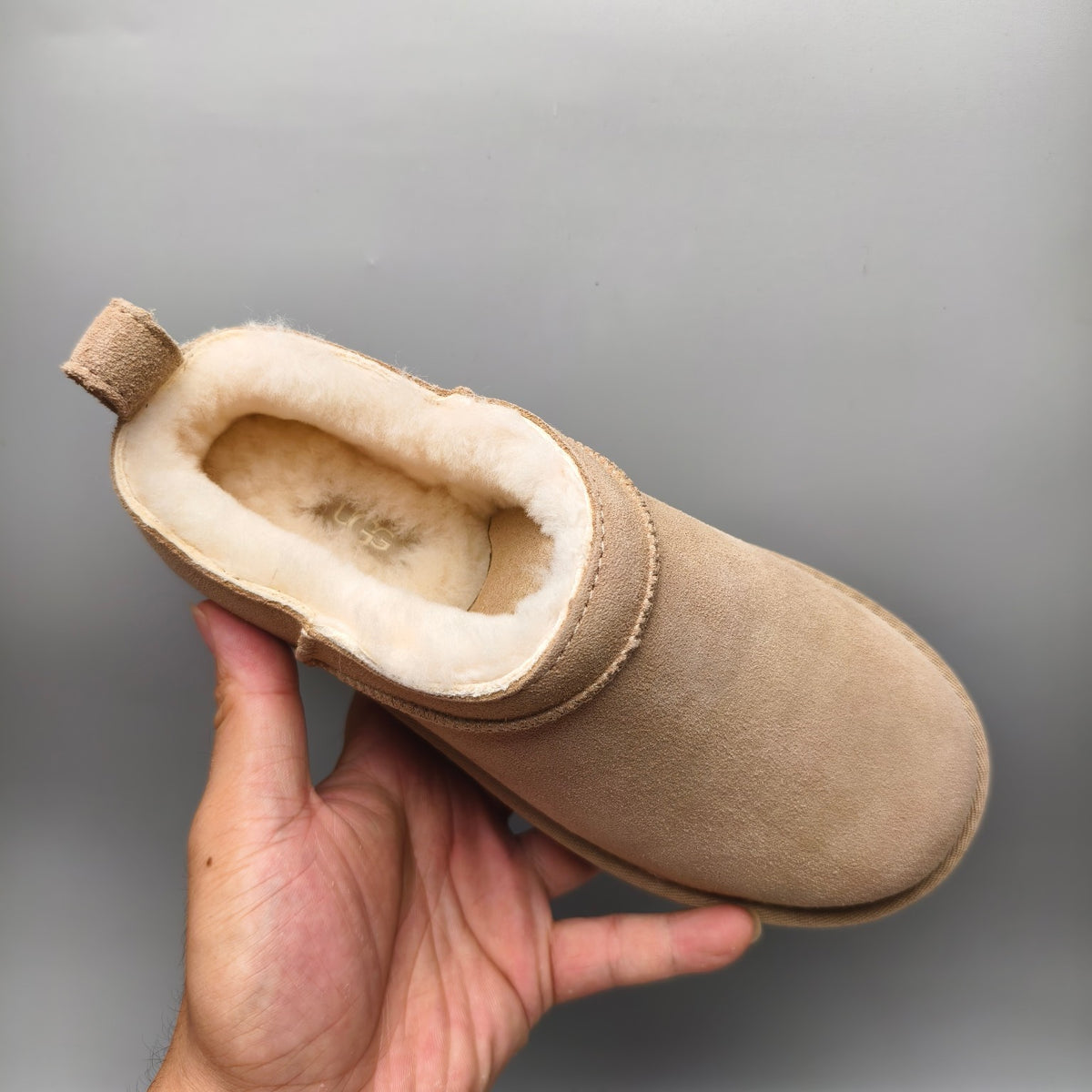 3891 Sand Women's Classic Slip-On Shoes