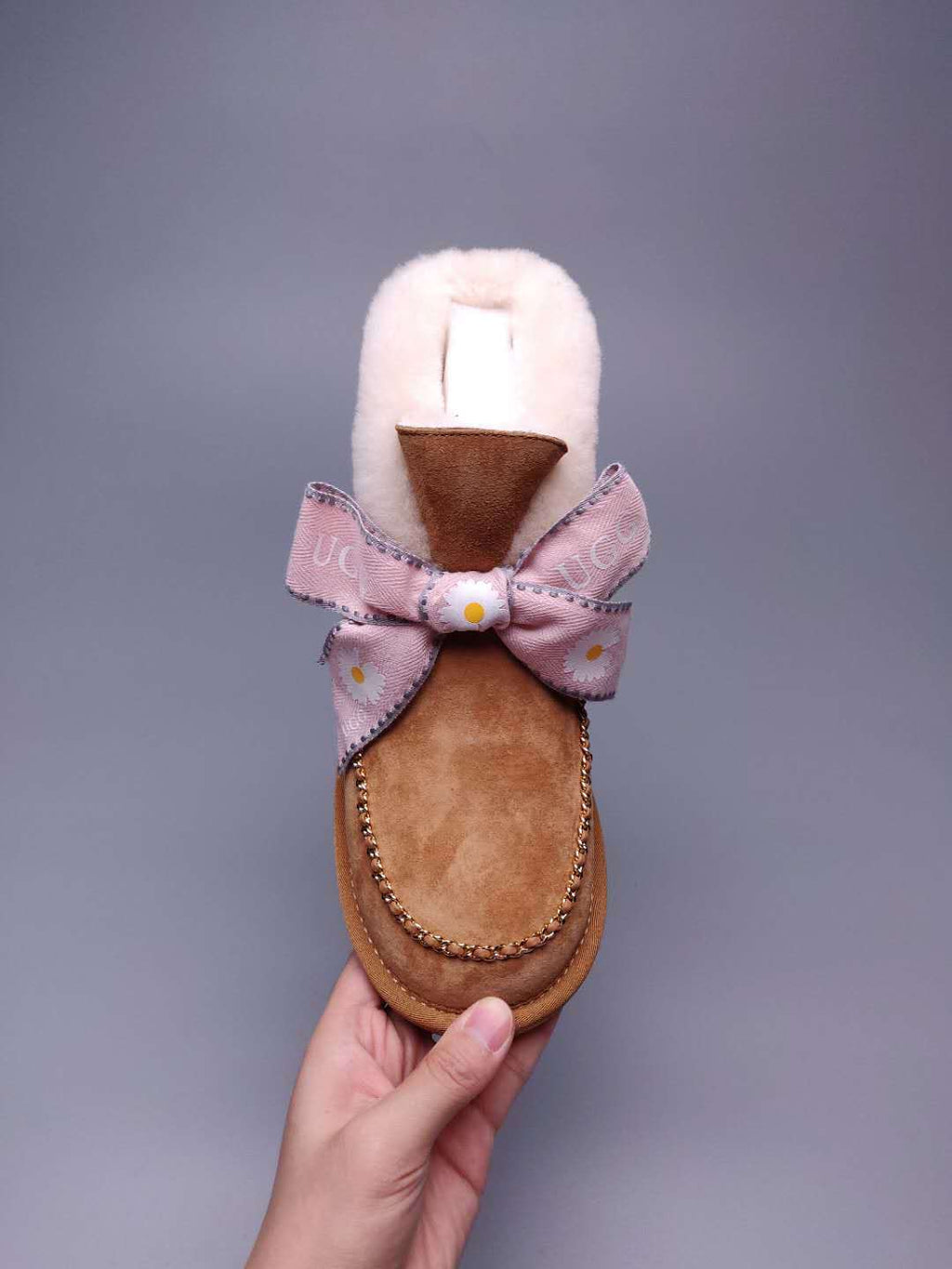 7888 Chestnut Daisy Chain-and-Ribbon Detail Shoes