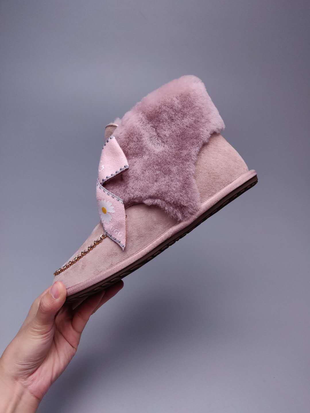 7888 Muted Pink Daisy Chain-and-Ribbon Detail Shoes