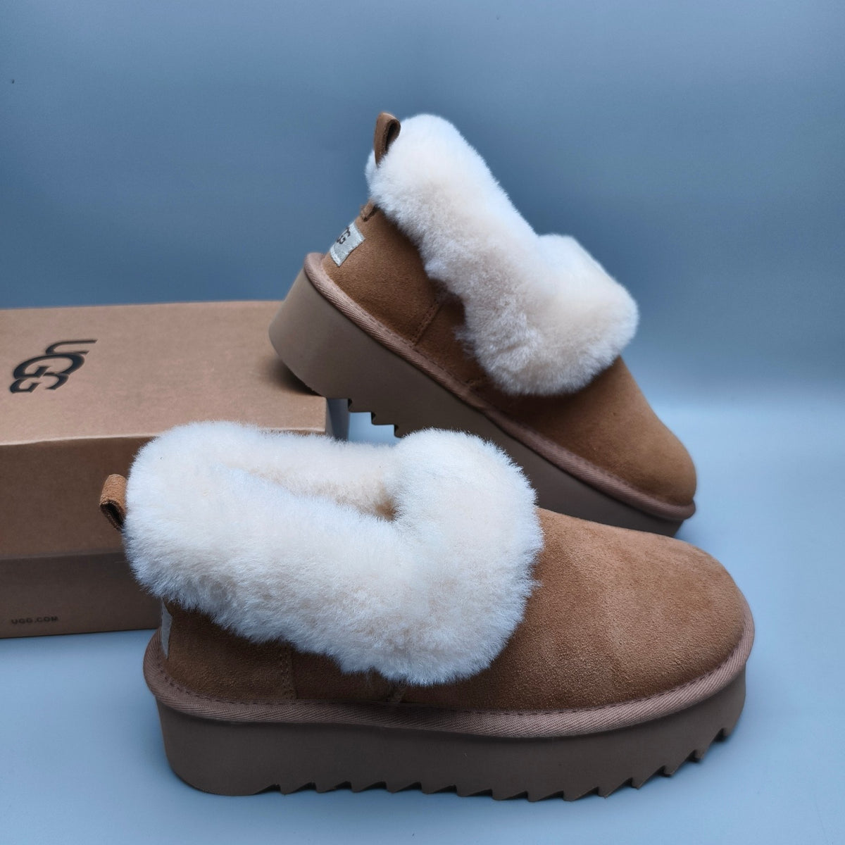 6733 Chestnut Platform Casual Shoes