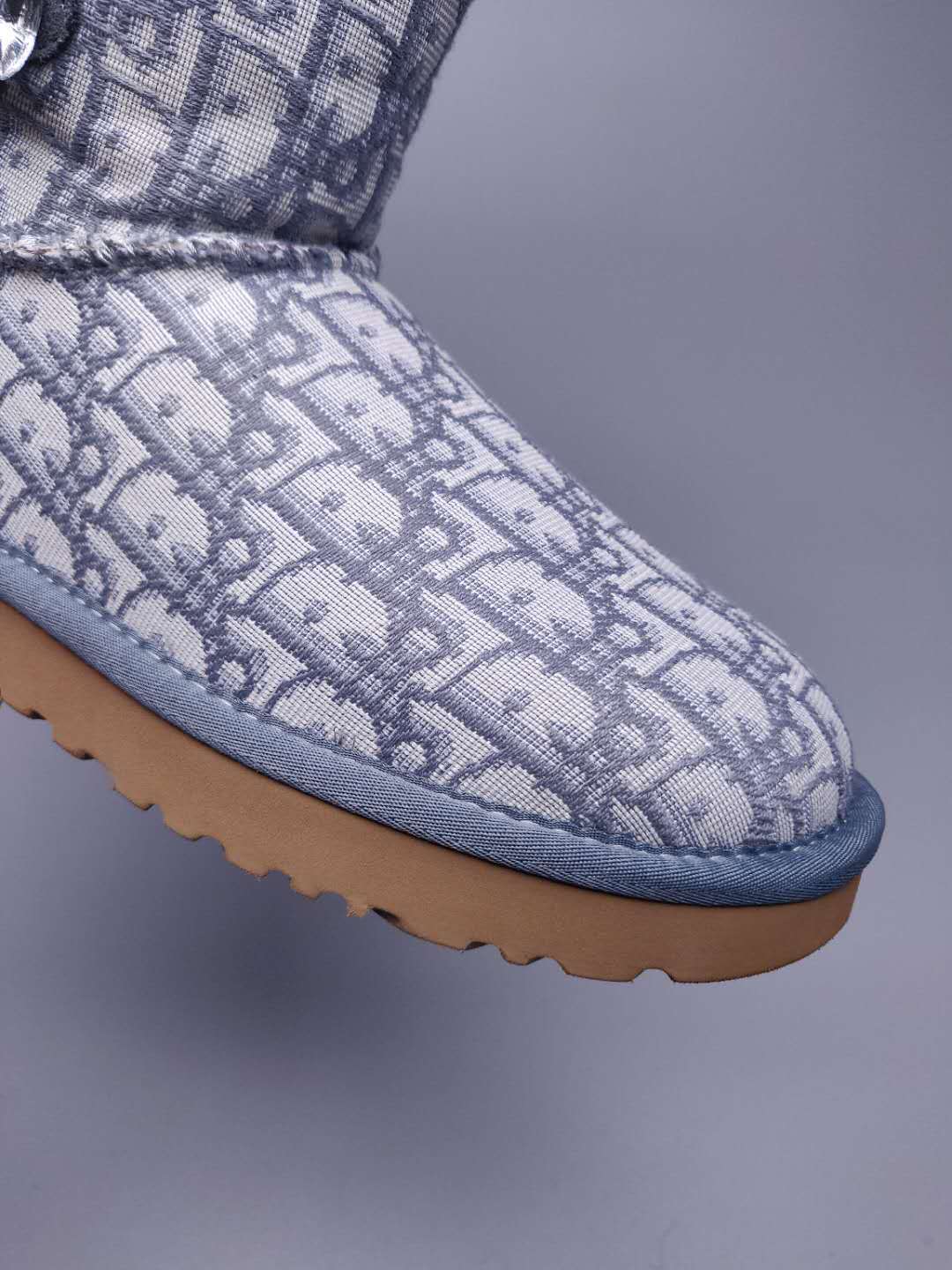 6554 Grey Fabric-Texture Shoes