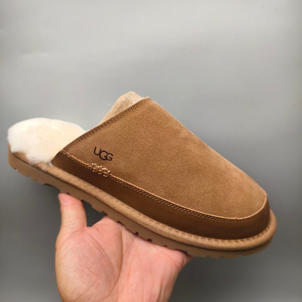 4585 Chestnut Men's Ultra-Light Plush Slippers