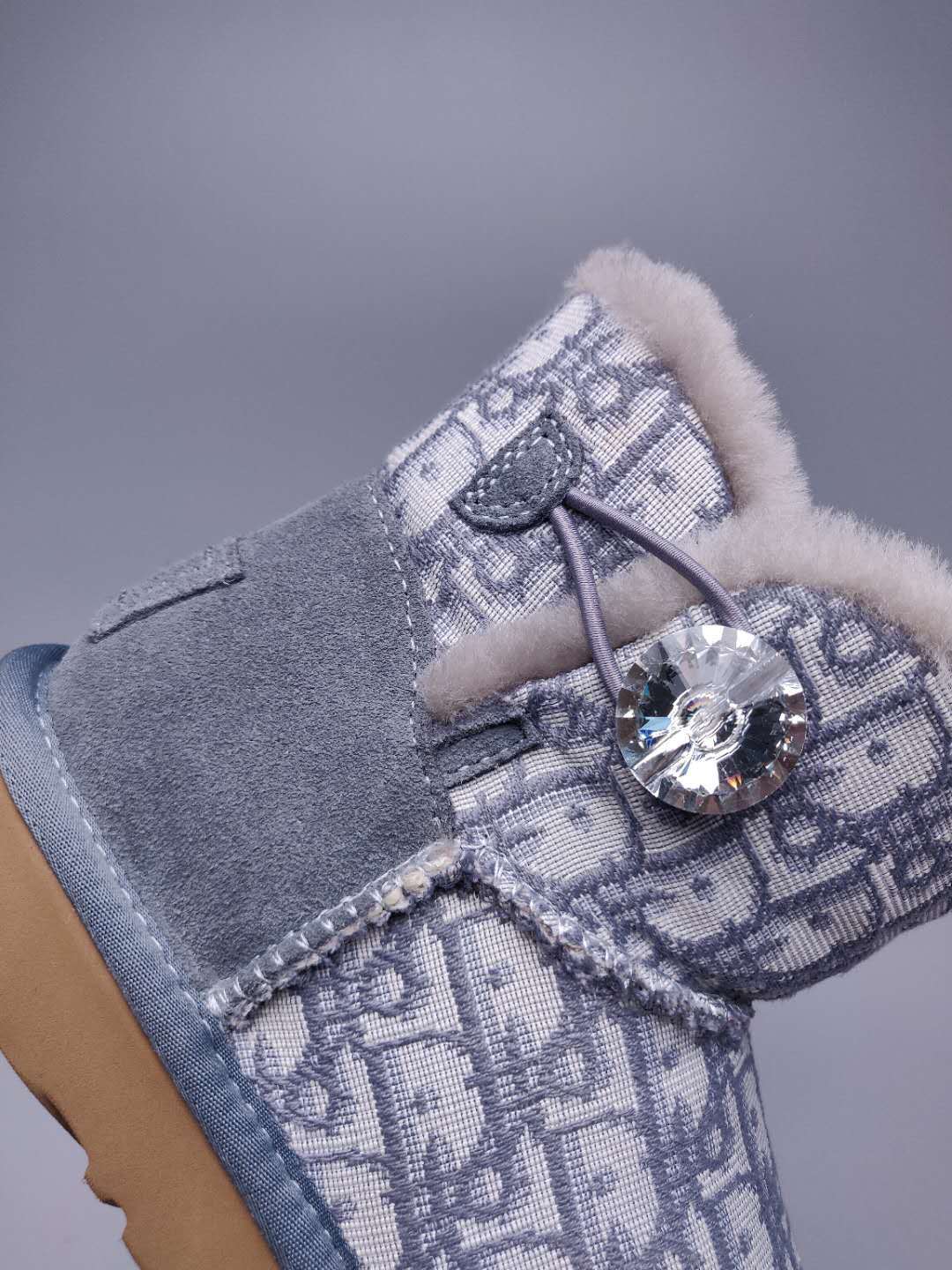 6554 Grey Fabric-Texture Shoes
