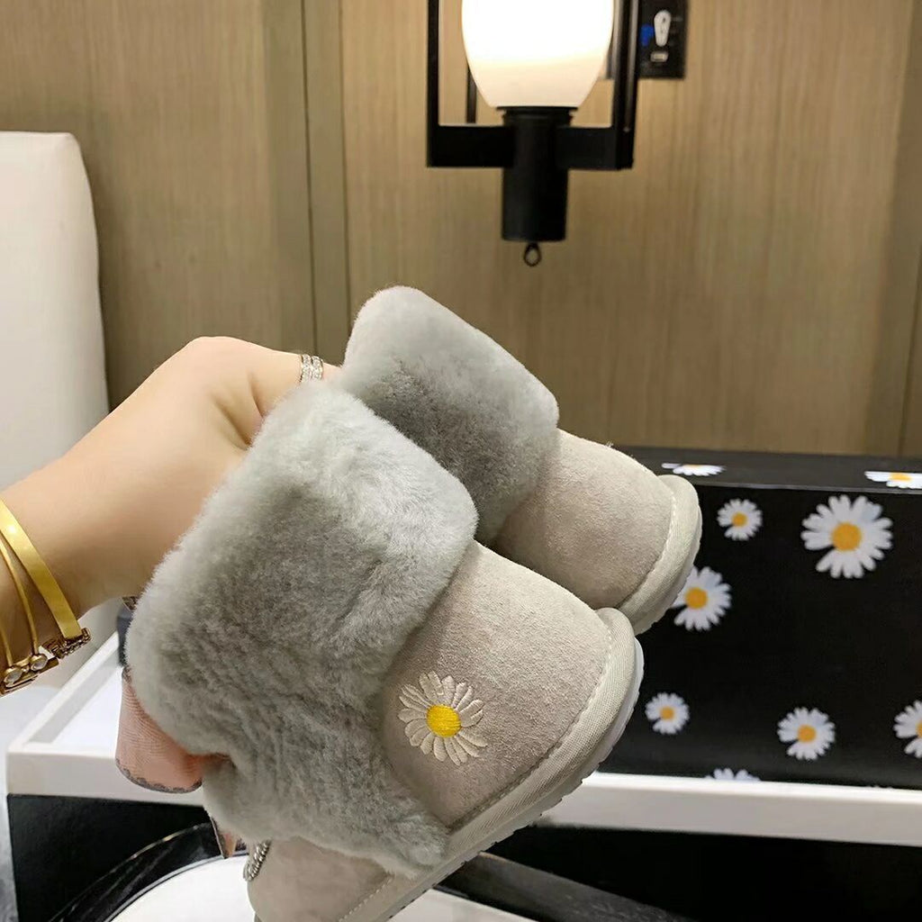7888 Grey Daisy Chain-and-Ribbon Detail Shoes