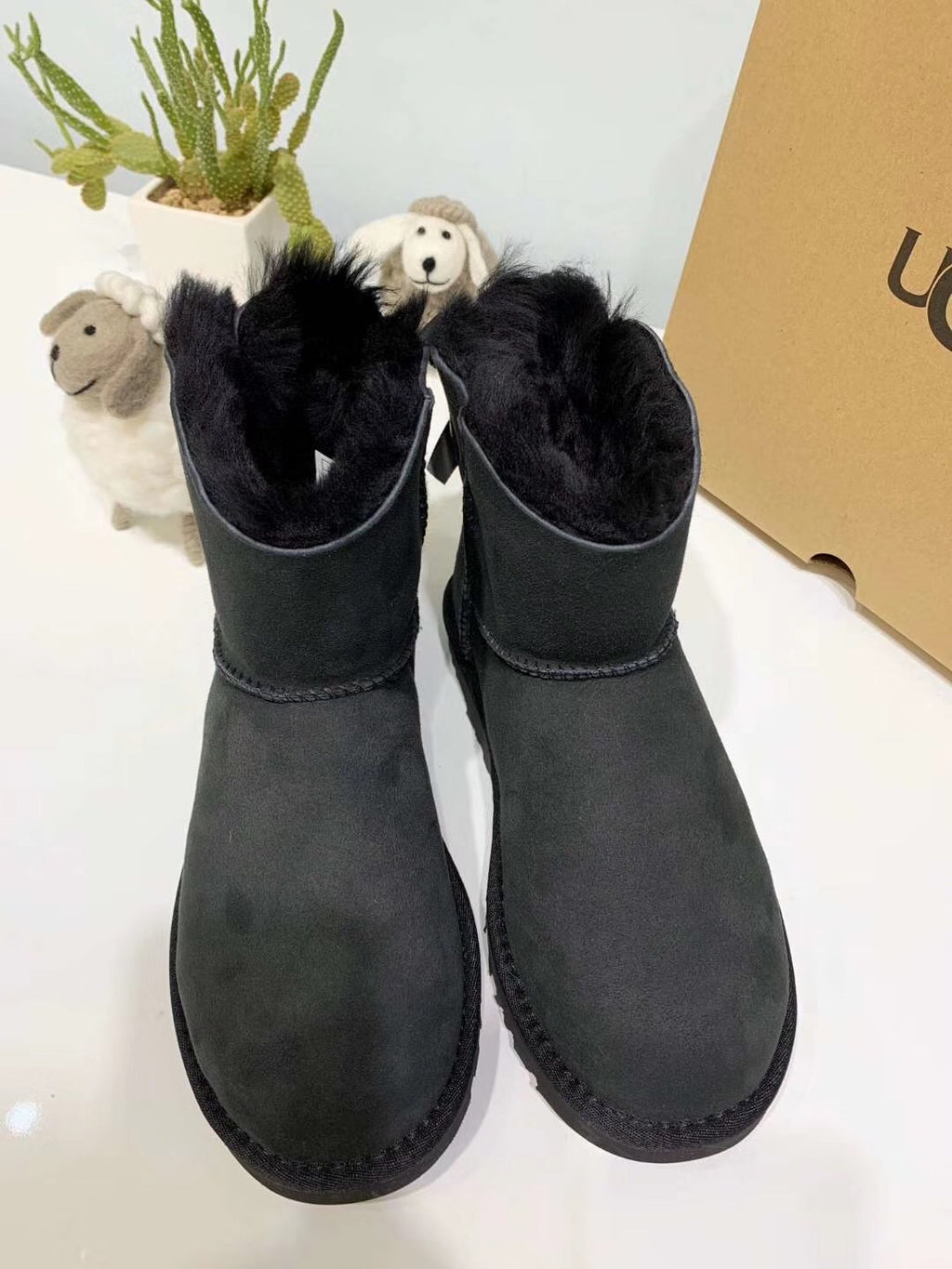 2938 Black Bow-Detail Subtle Shimmer Winter Shoes